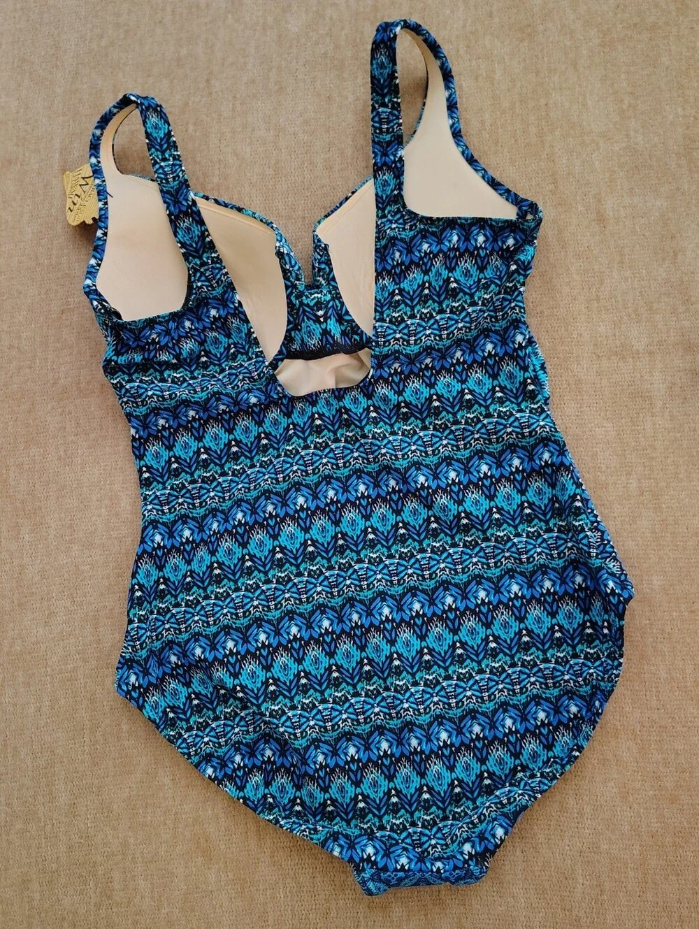 MiracleSuit Women' NWT One Piece Criss Cross Escape Swimsuit Size 16 Mosaic Blue